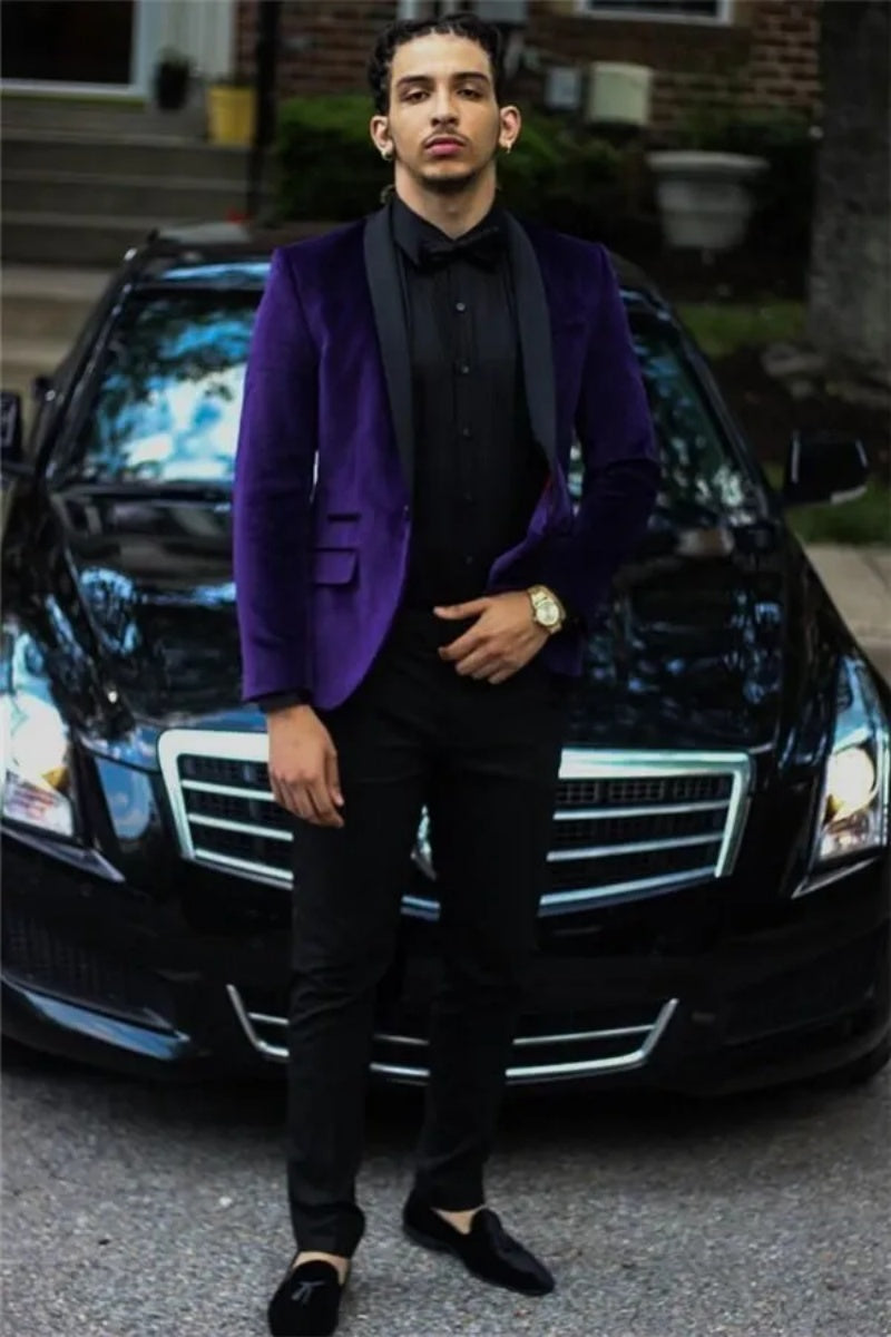 Glamorous Purple Velvet Prom Suits With Black Shawl Lapel