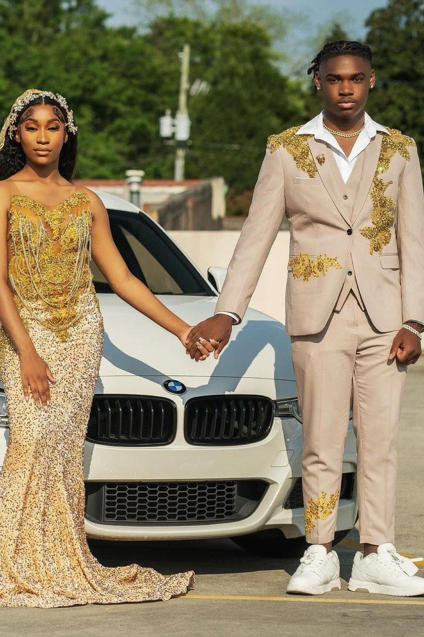 New Arrival 3 Pieces Khaki Notched Lapel With Gold Appliques Men Suits