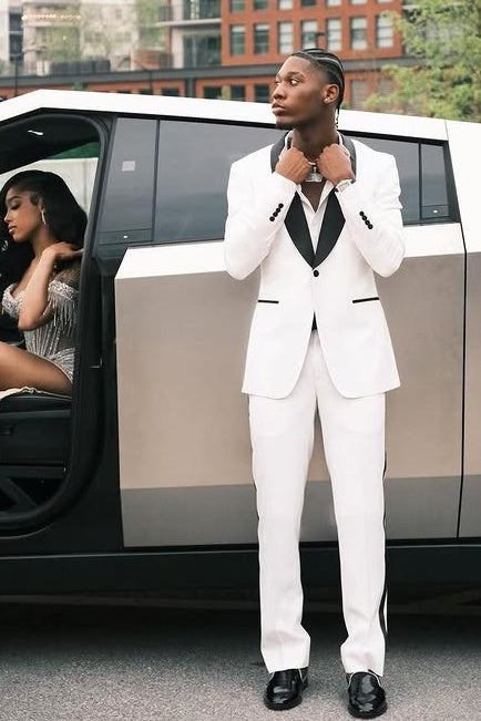 Chic White Shawl Lapel Slim Fit Prom Men Suits