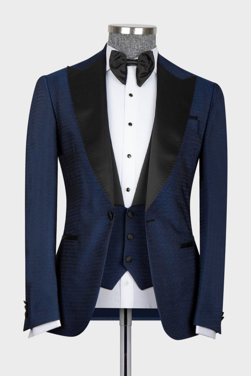 Stylish Dark Blue With Black Satin Peaked Lapel Men's Prom Suits
