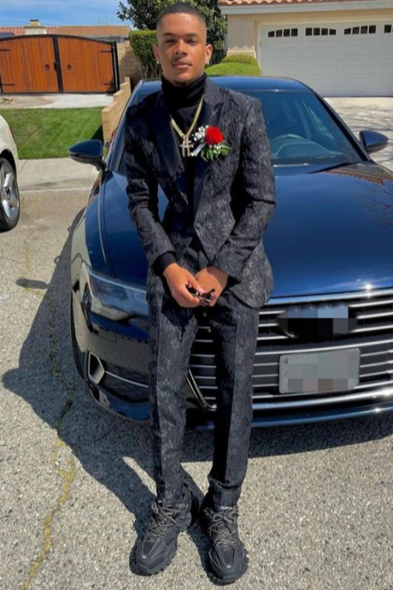 Modern Newest Black Jacquard Peaked Lapel Prom Suits