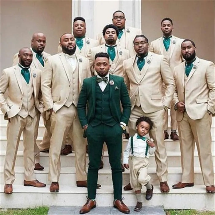 Modern Light Champagne Close Fitting Wedding Groomsmen Suits