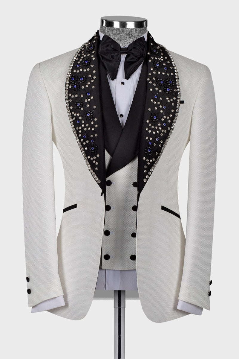 Newest White Shawl Lapel 3 Pieces Chic Wedding Suits With Beading