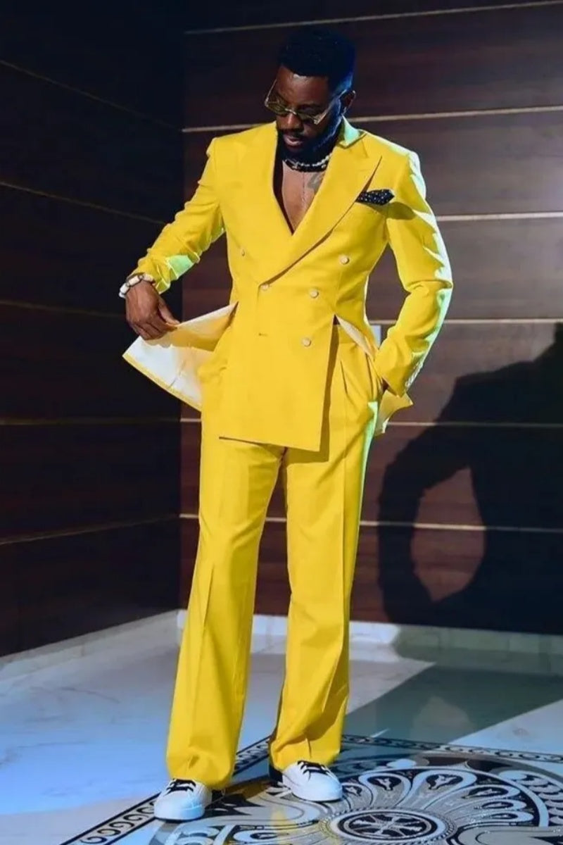 Glamorous Yellow Close Fitting Men Prom Suits With Front Vents