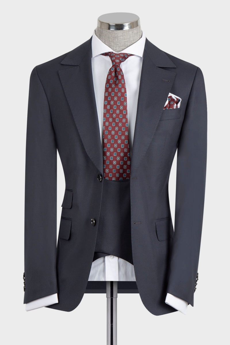 Close Fitting Gray Notched Lapel 3 Pieces Business Men Suits