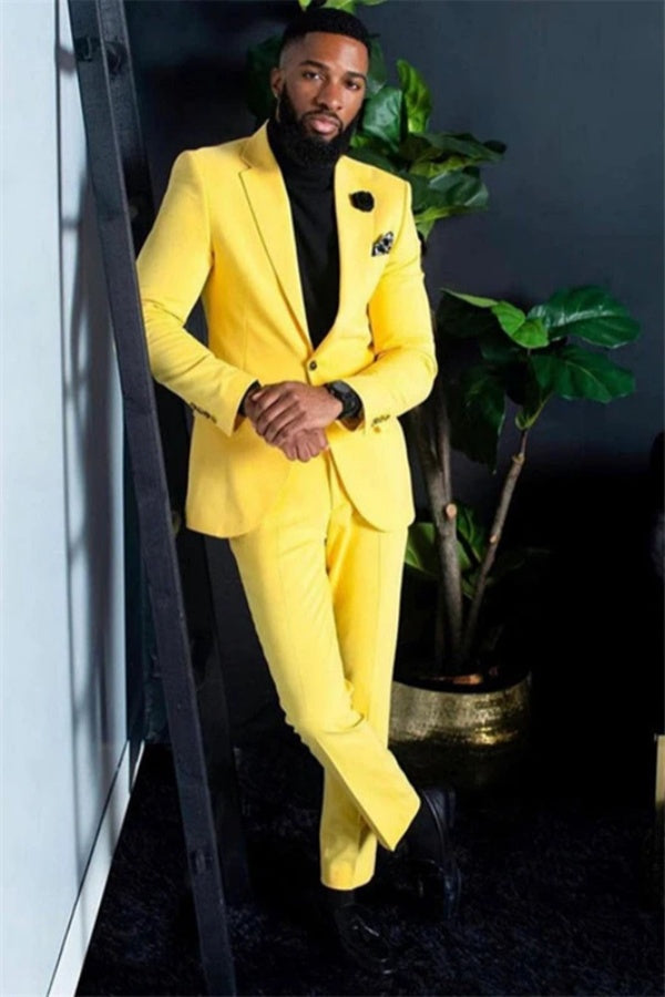 Gentle Yellow Notched Lapel Close Fitting Prom Men Suits