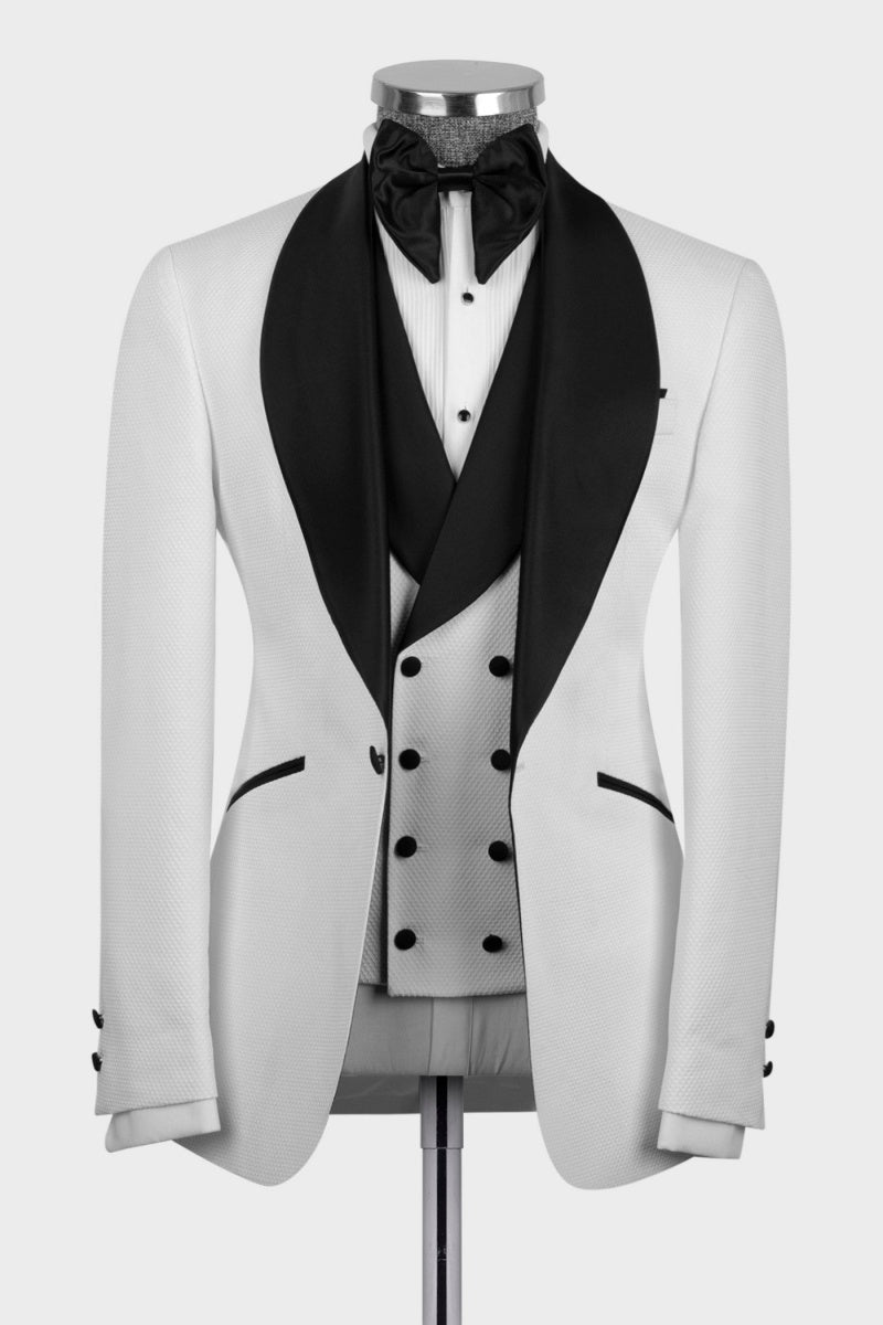 Chic White Shawl Lapel Slim Fit Wedding Suits With Waistcoat