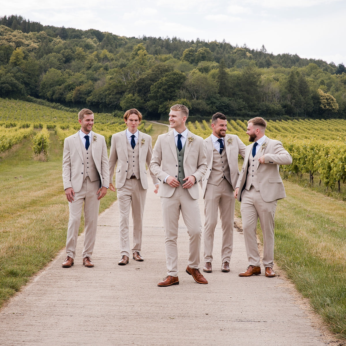 Light Khaki Newest 3 Pieces Notched Lapel Wedding Groomsmen Suits