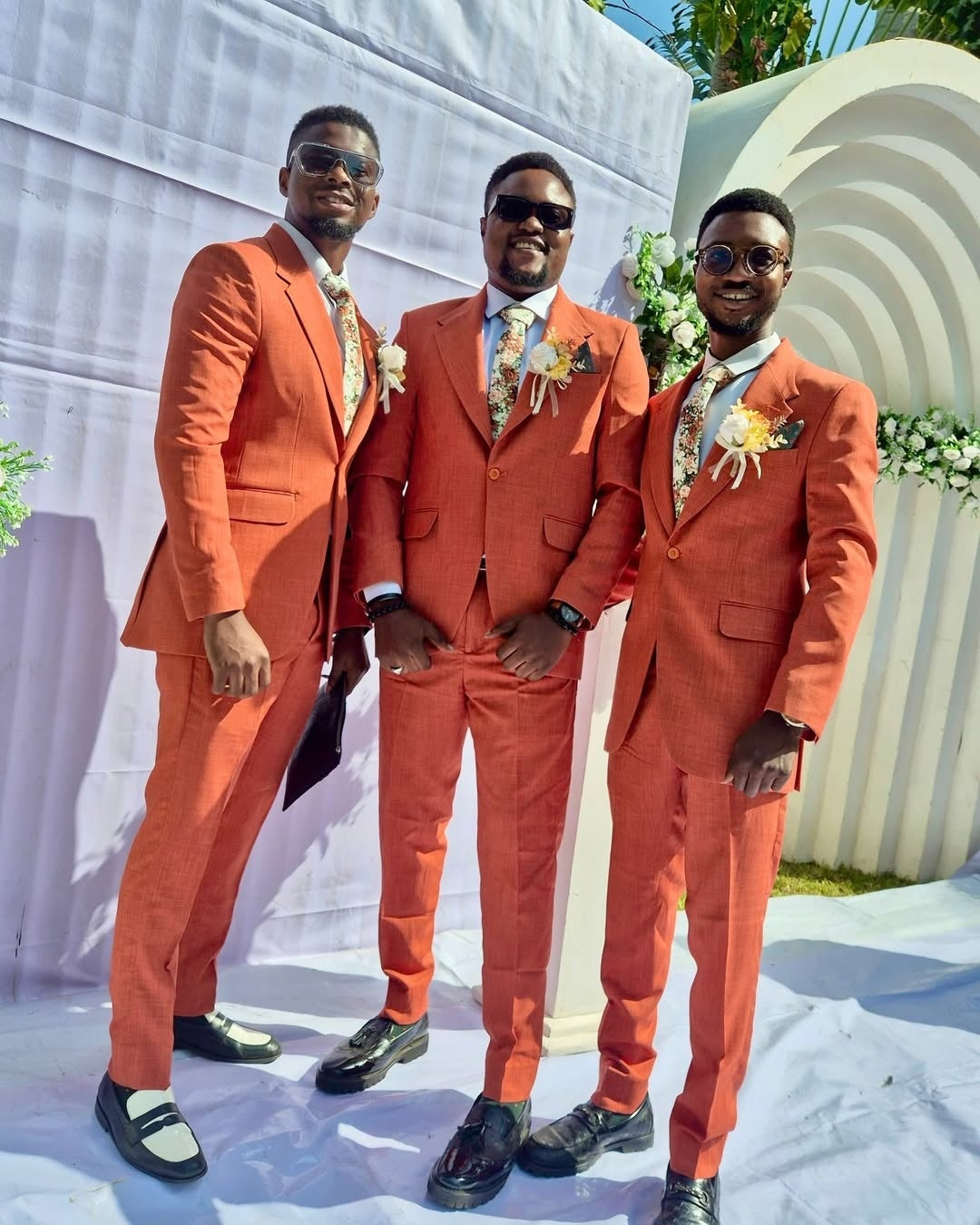 Glamorous Orange Notched Lapel Wedding Groomsmen Suits