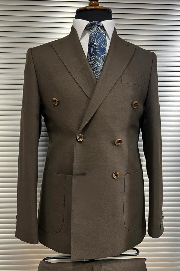 Classical Brown Peaked Lapel Double Breasted Business Suits