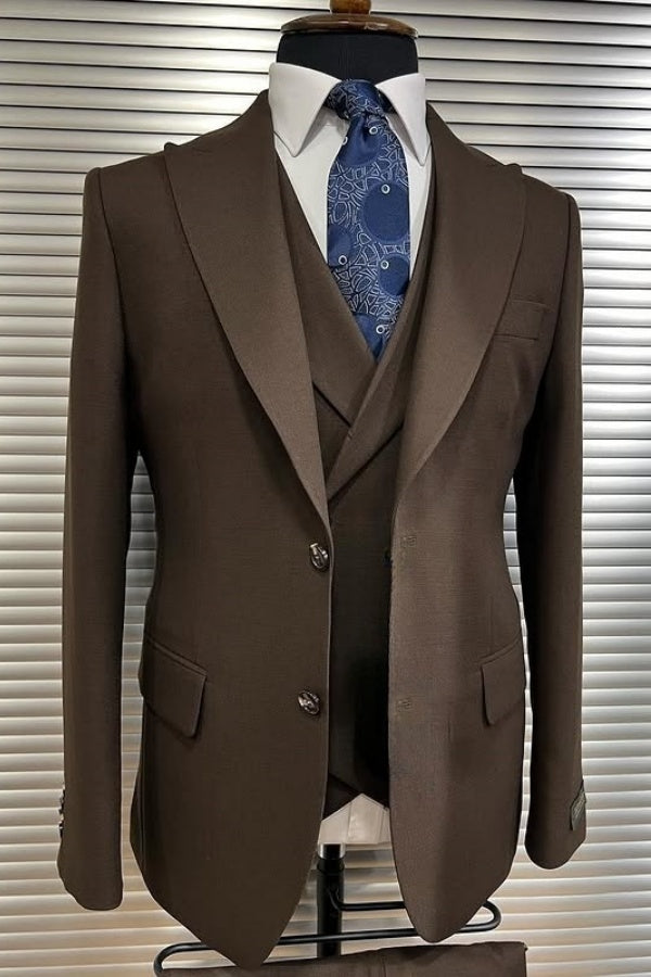 Handsome Brown Peaked Lapel 3 Pieces Business Men Suits