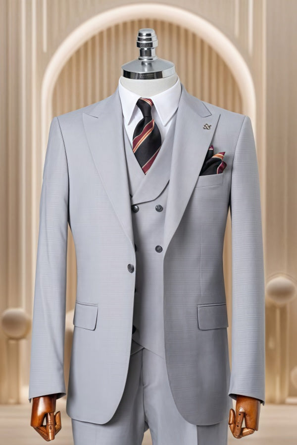 Classic Light Gray 3 Pieces Peaked Lapel Business Men Suits