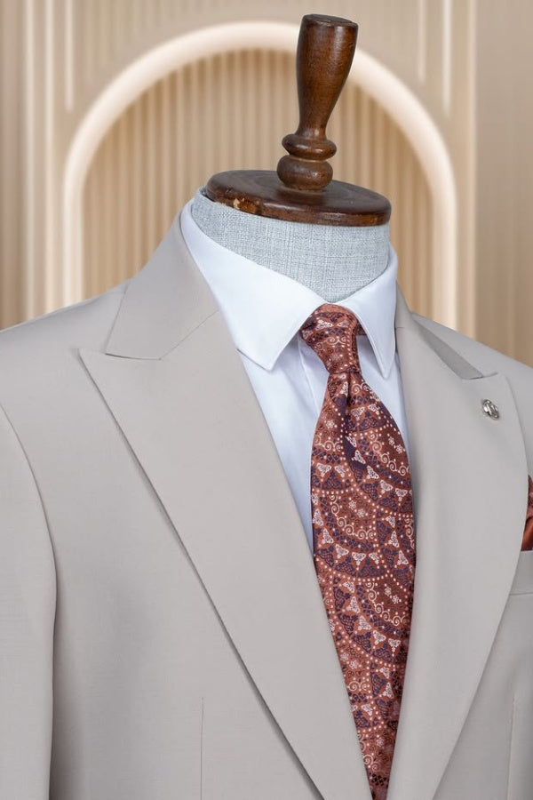 Fashion Light Gray Peaked Lapel Glamorous Business Suits