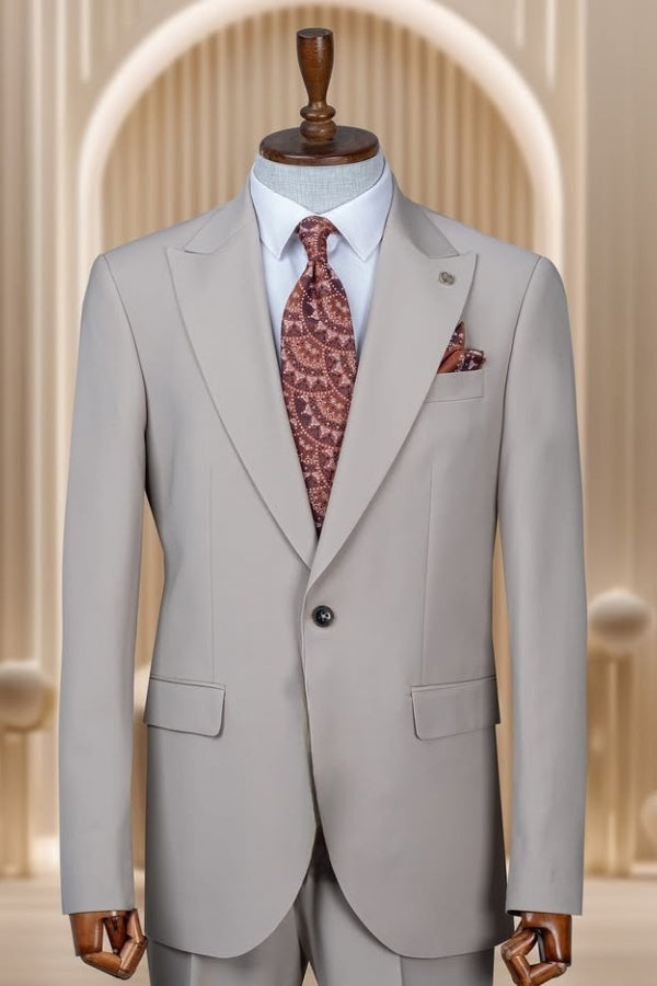 Fashion Light Gray Peaked Lapel Glamorous Business Suits