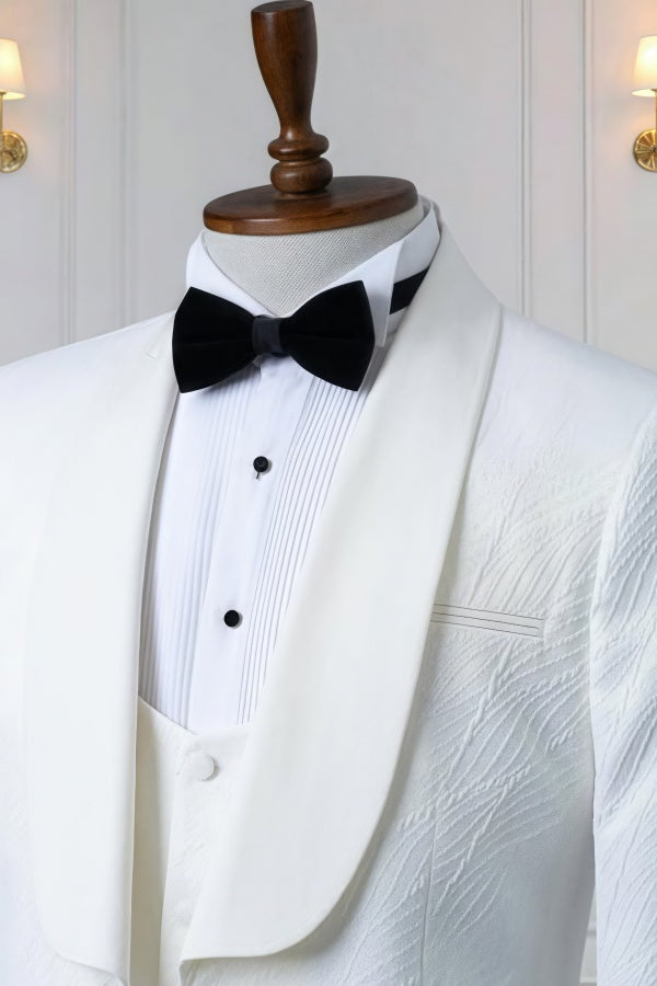 Fancy White Jacquard 3 Pieces Shawl Lapel Wedding Suits For Men