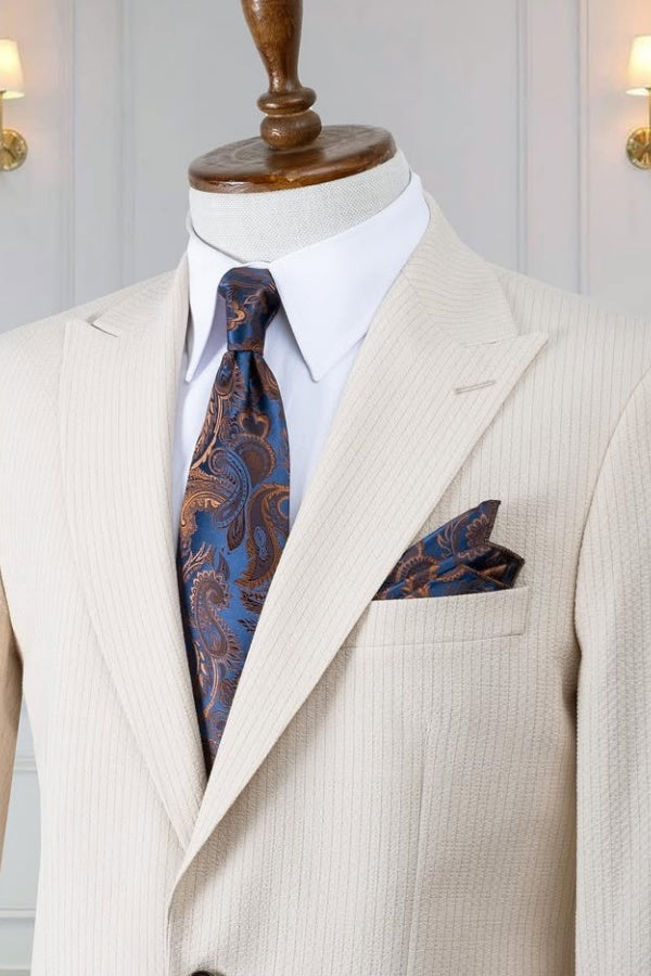 Glamorous Off-white Pinstriped Peaked Lapel Men's Business Suits