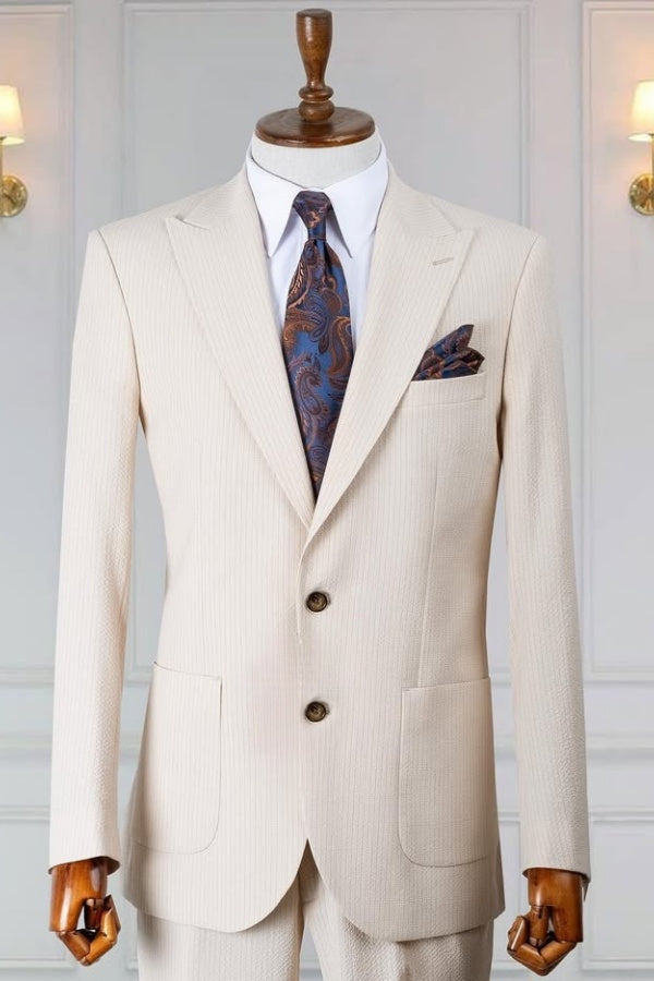 Glamorous Off-white Pinstriped Peaked Lapel Men's Business Suits