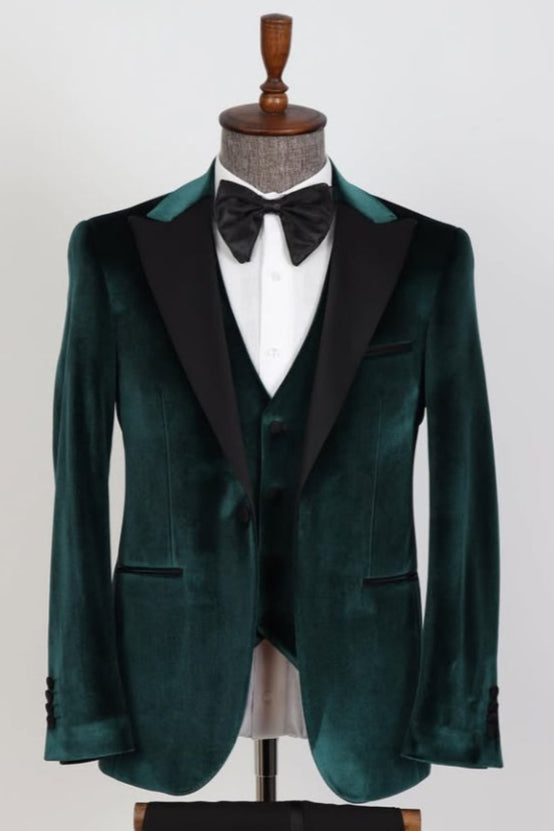 Glamorous Dark Green 3 Pieces Velvet Prom Suits For Men