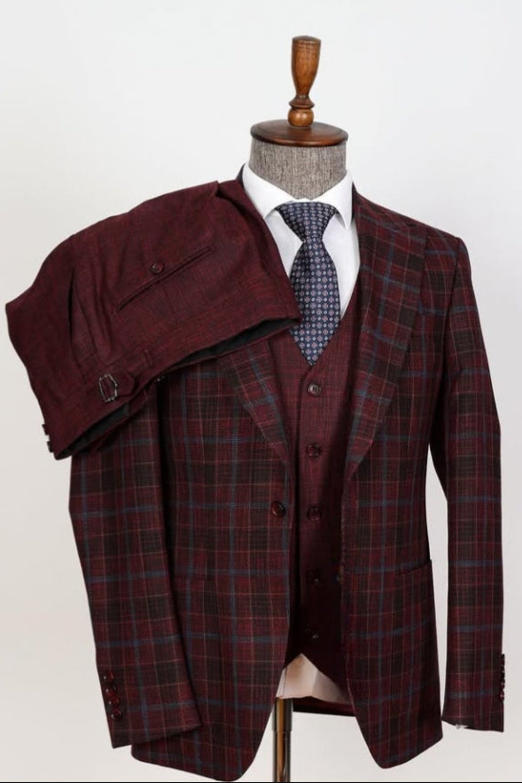 Bespoke Red Plaid Peaked Lapel 3 Pieces Business Men Suits