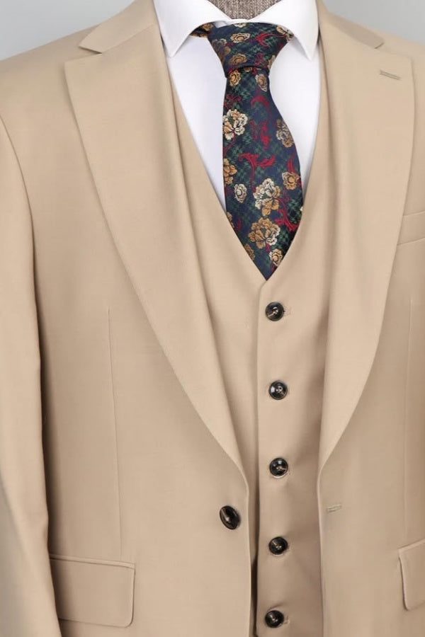 Modern Beige Notched Lapel Men's Business Suits With Waistcoat