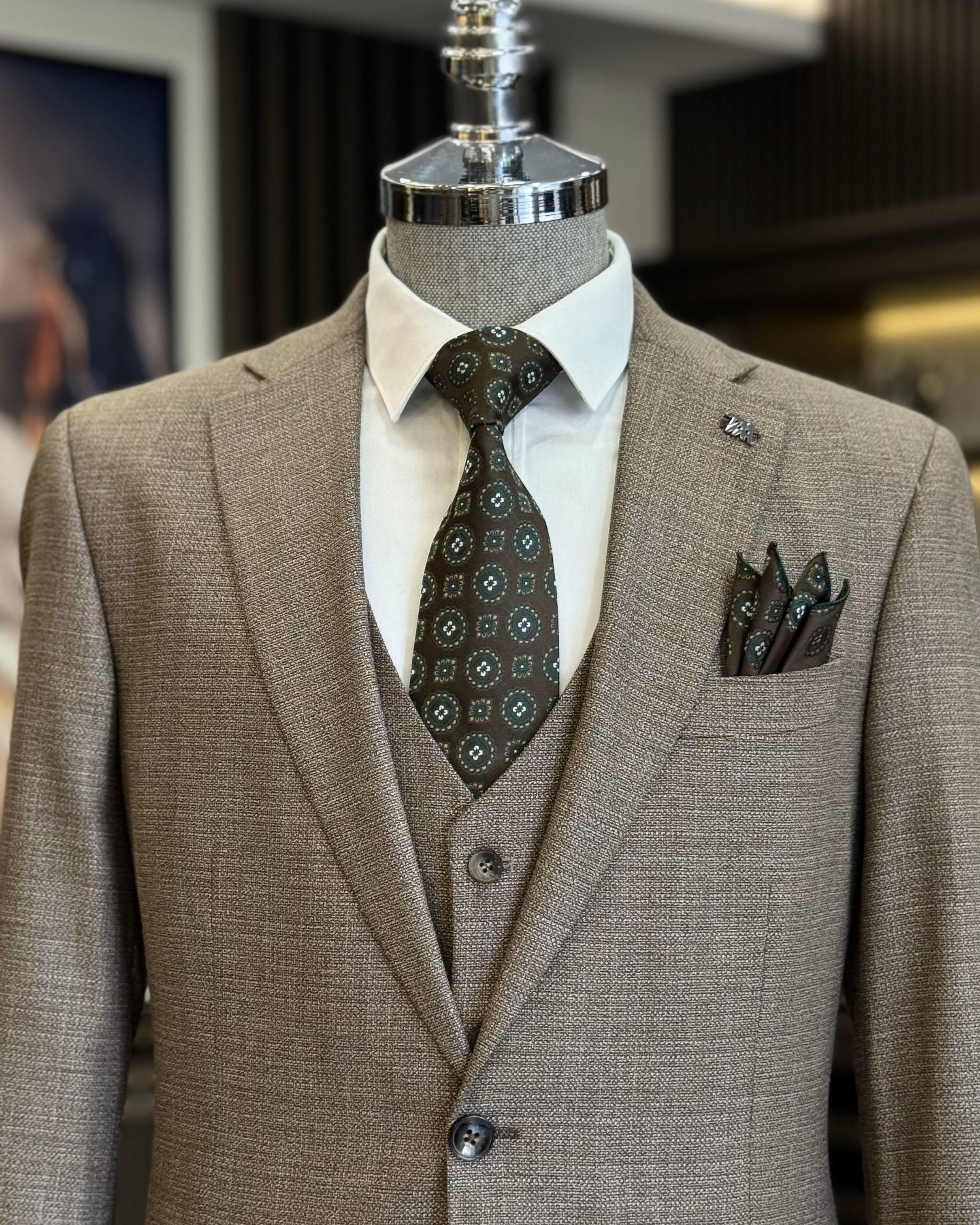 Chic Light Brown 3 Pieces Close Fitting Suits For Men