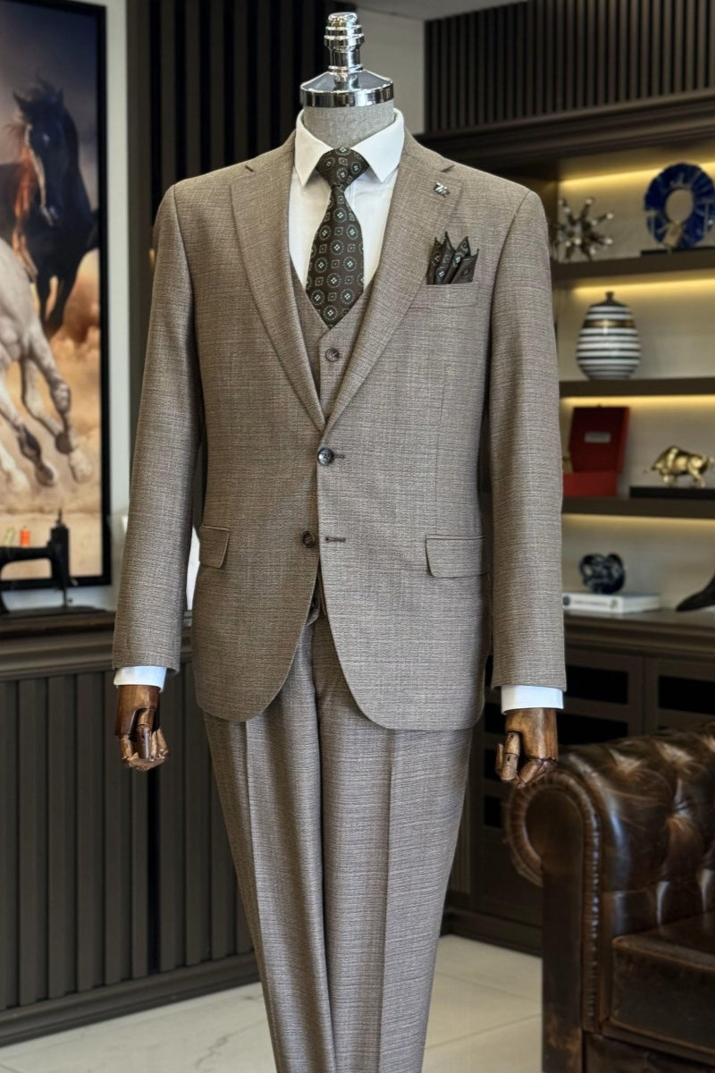 Chic Light Brown 3 Pieces Close Fitting Suits For Men