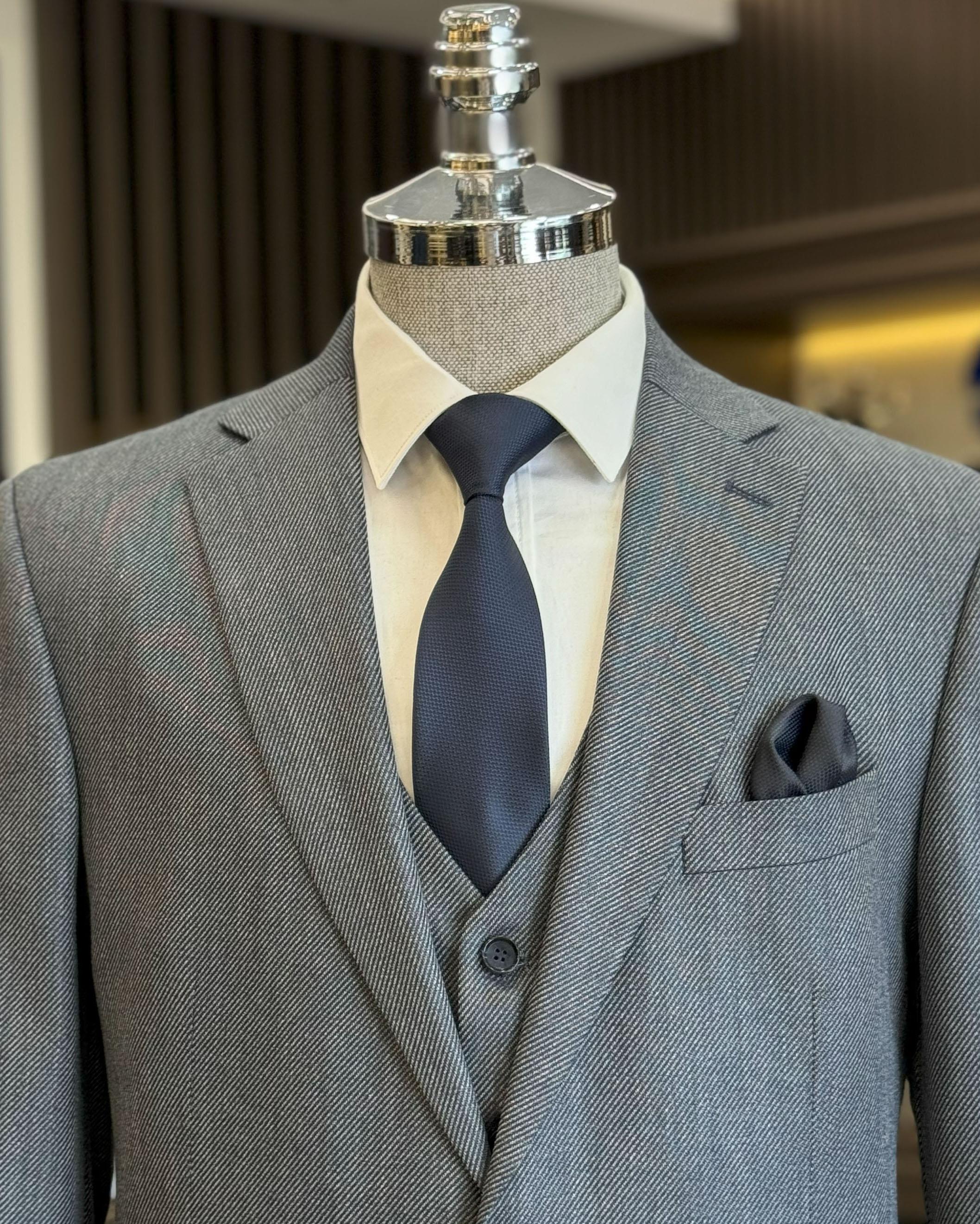 Chic Gray 3 Pieces Business Suits For Men