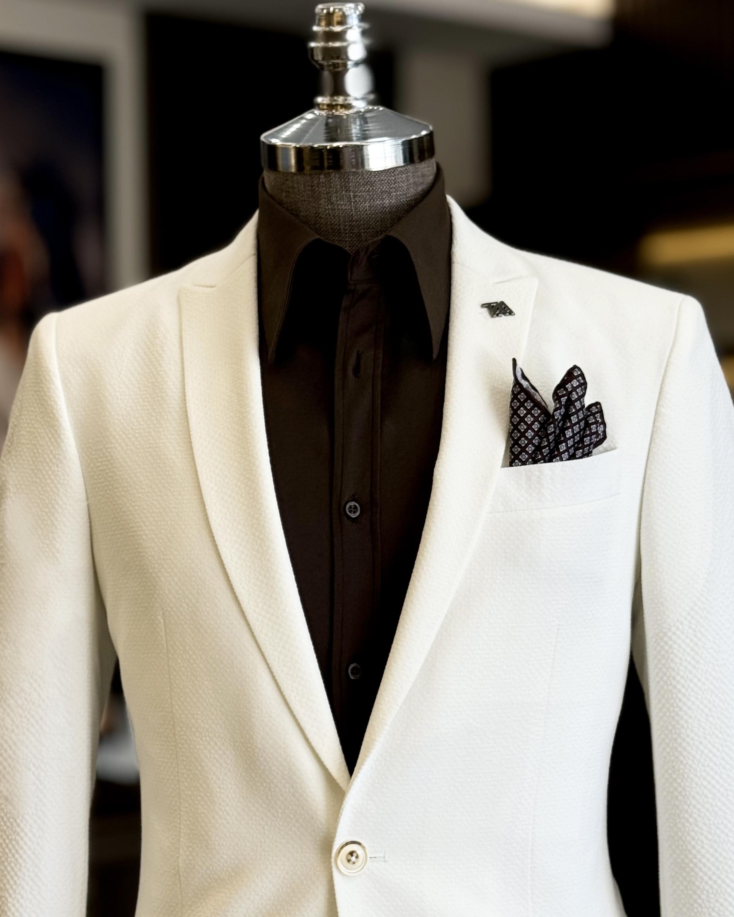 Classic White Peaked Lapel Men’s Prom Suits