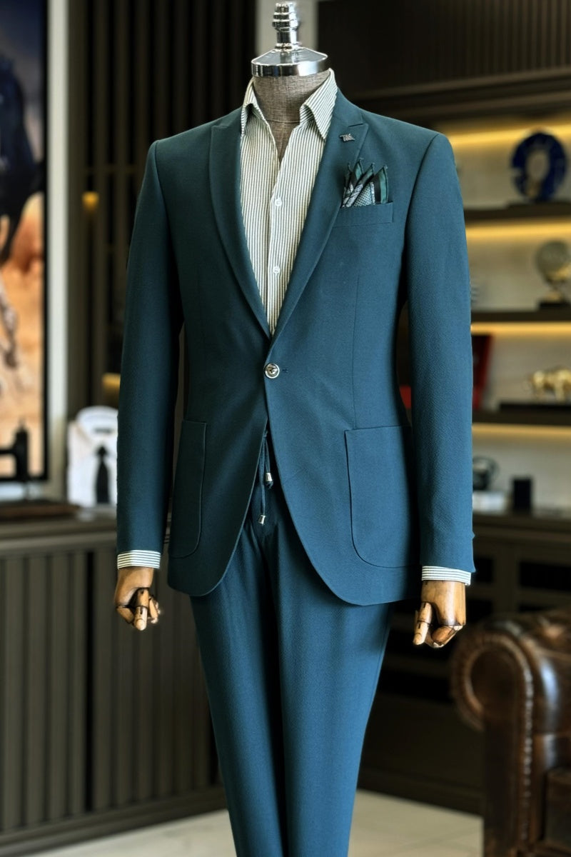 Modern Dark Green Peaked Lapel Men’s Prom Suits