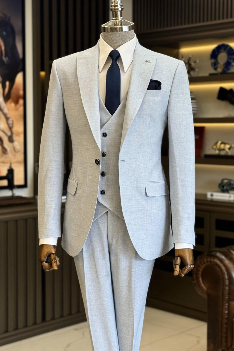 Modern Light Gray Men’s Business Suits With Waistcoat
