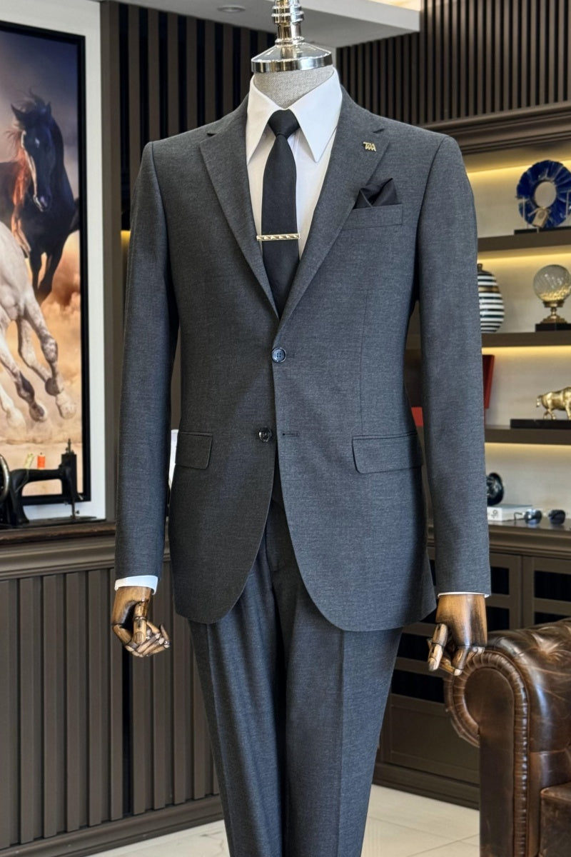 New Arrival Dark Gray Notched Lapel Men’s Business Suits