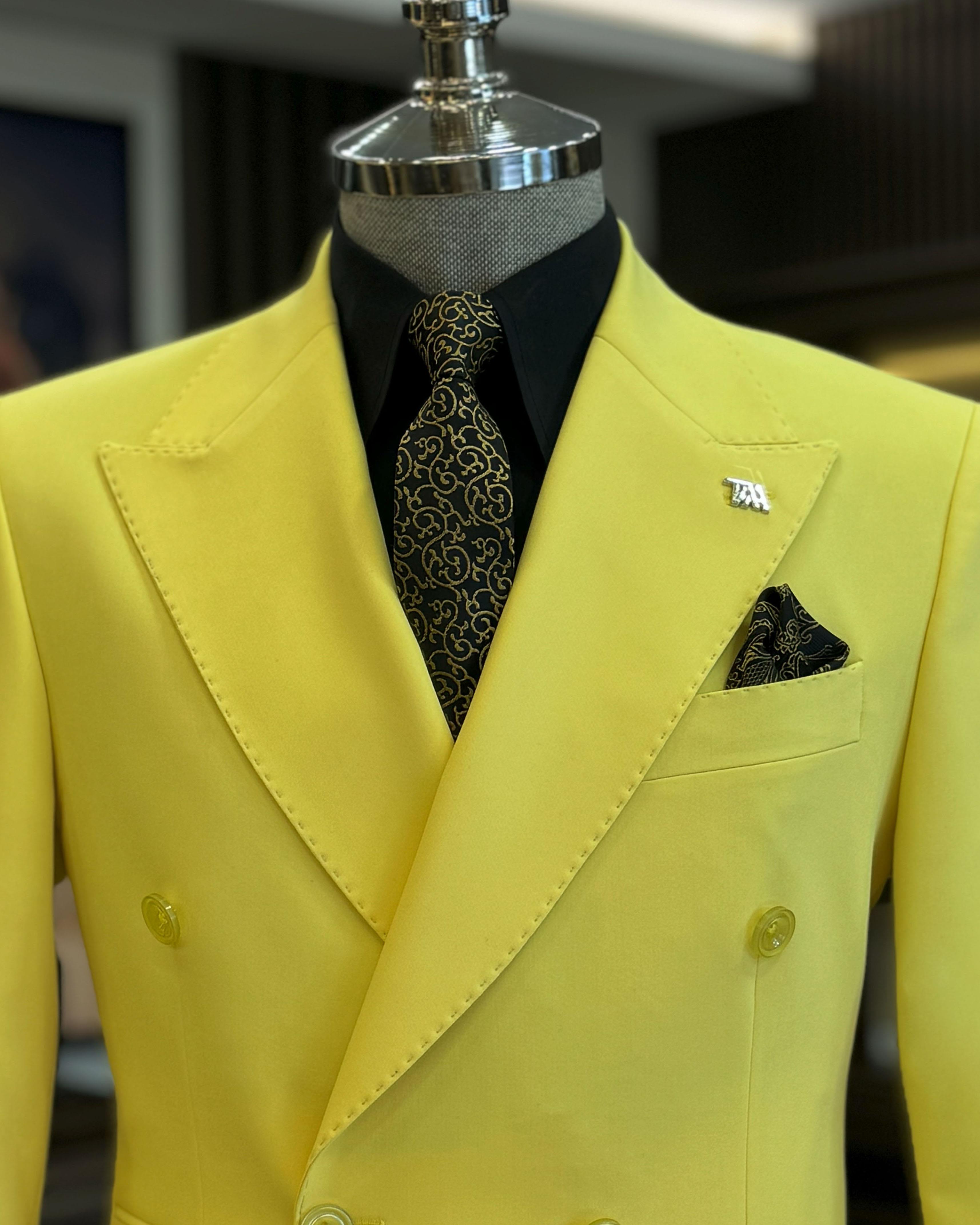 Glamorous Yellow Double Breasted Prom Suits For Men