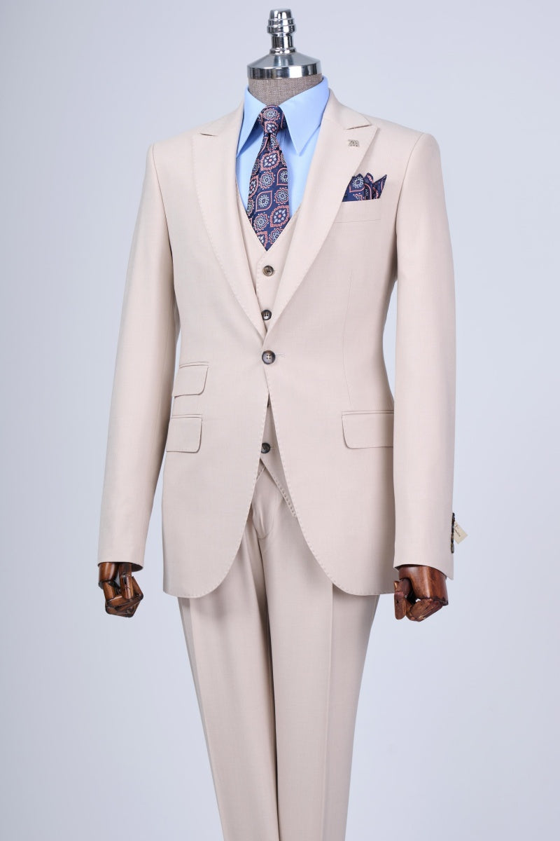 Glamorous Off-White Bespoke 3 Pieces Formal Suits For Men