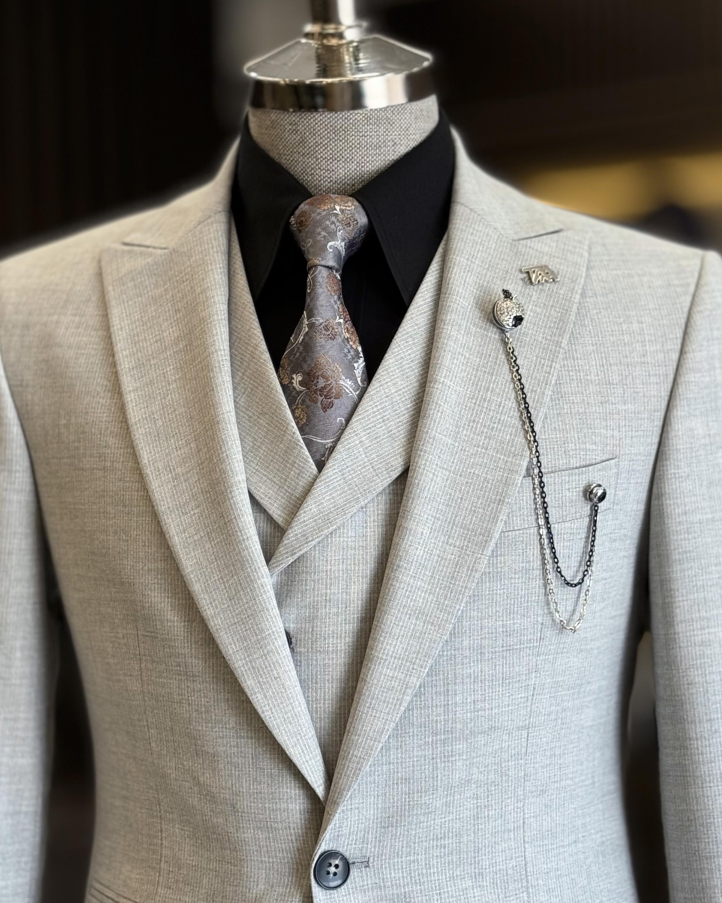 Glamorous Off-White New Arrival Slim Fit Men's Business Suits With Waistcoat