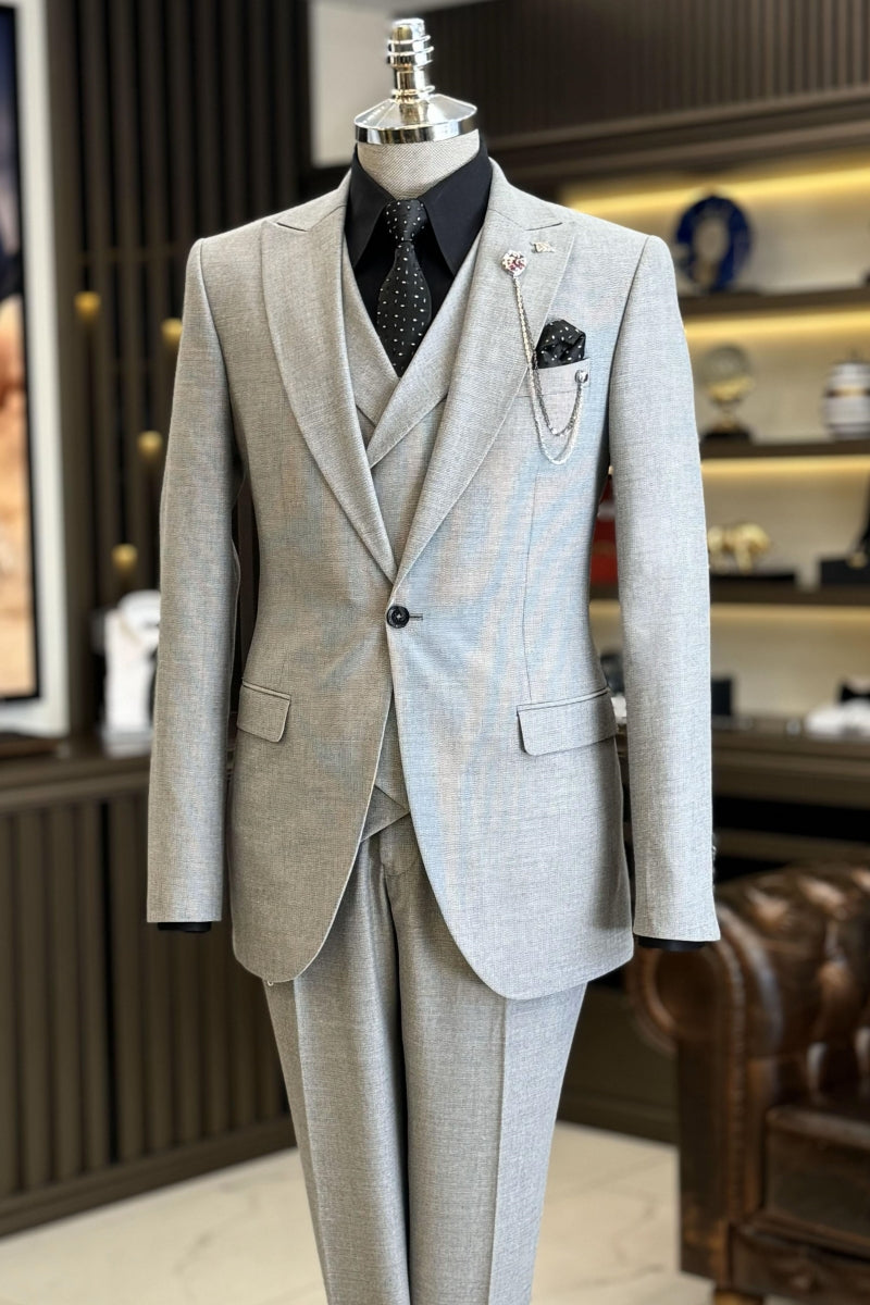 Glamorous Light Gray Business Suits With Waistcoat