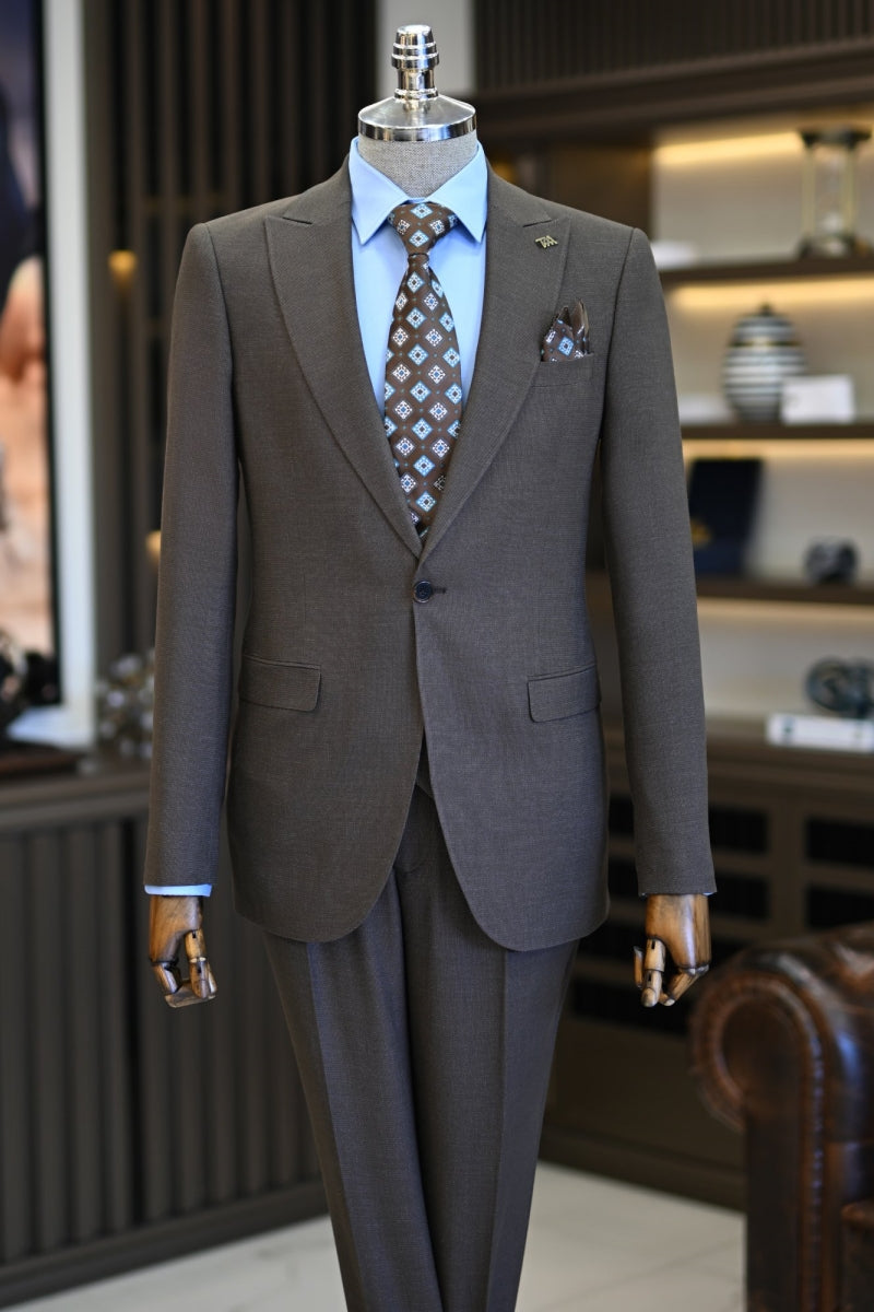 Newest Dark Brown Peaked Lapel Formal Suits