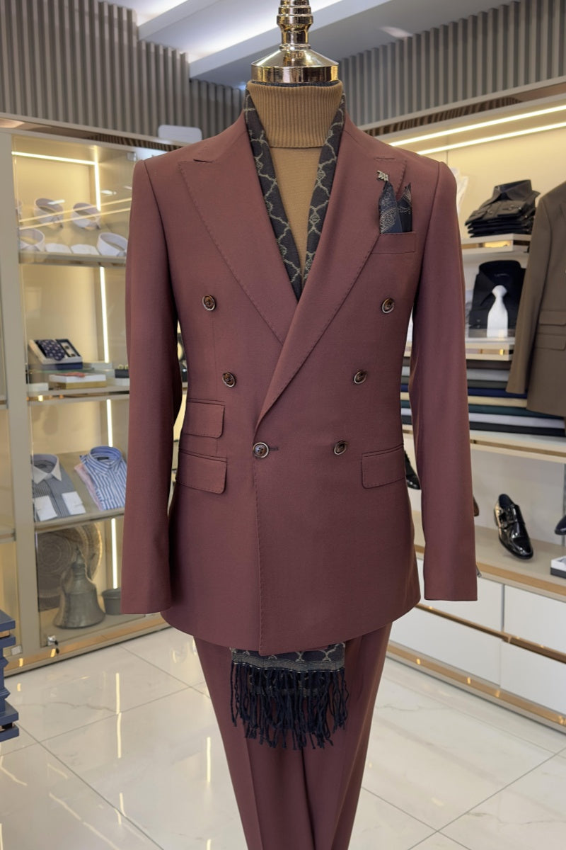 Fashion Burgundy Double Breasted Peaked Lapel Business Suits For Men