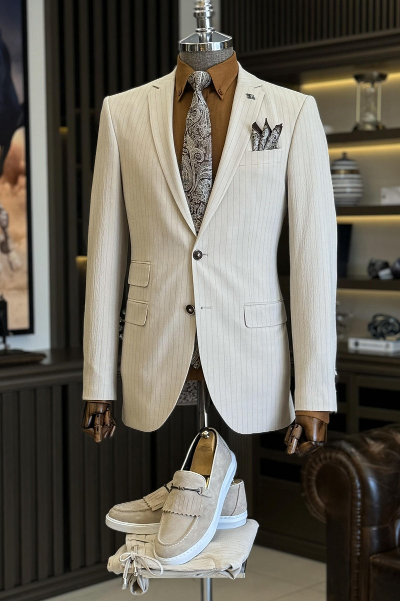 Glamorous Off-white Pinstriped Notch Lapel Business Suits For Men