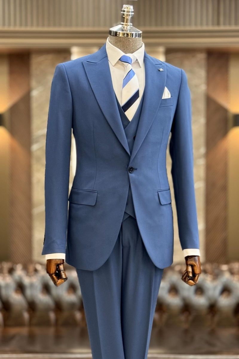 Modern Blue Peaked Lapel 3 Pieces Business Suits With Waistcoat