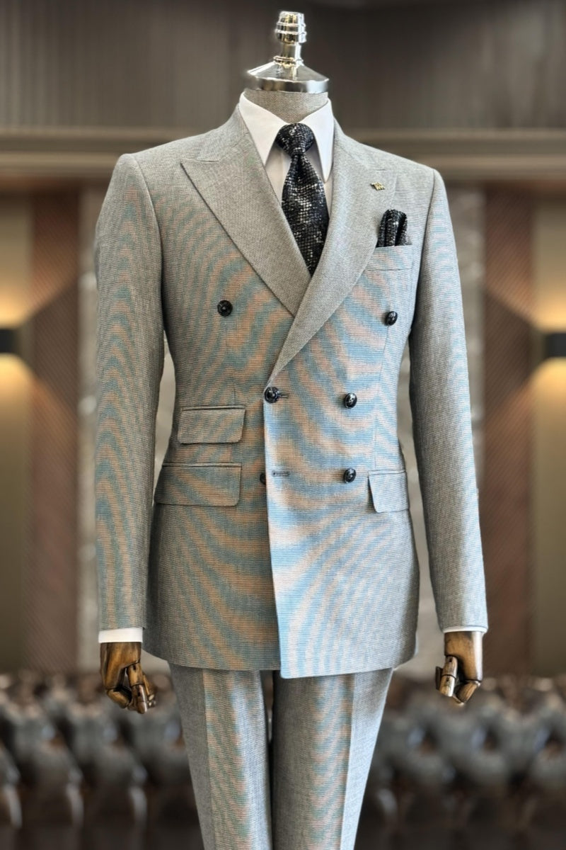 Glamorous Gray Double Breasted Peaked Lapel Business Suits