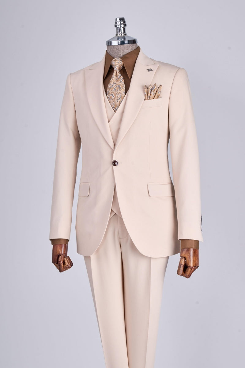 Newest Off-white 3 Pieces Close Fitting Business Suits With Waistcoat