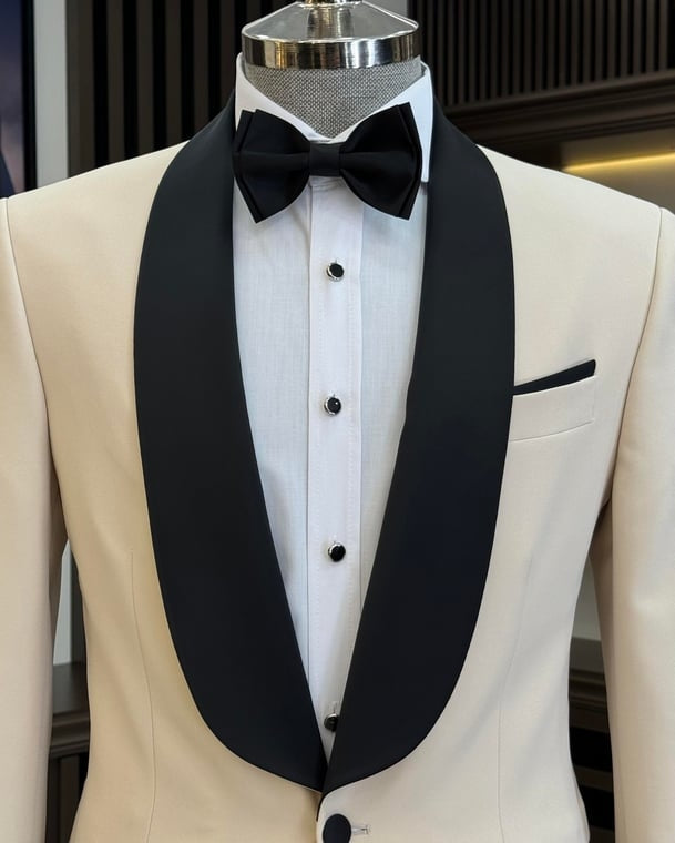 Handsome Beige Newest Shawl Lapel Wedding Suits