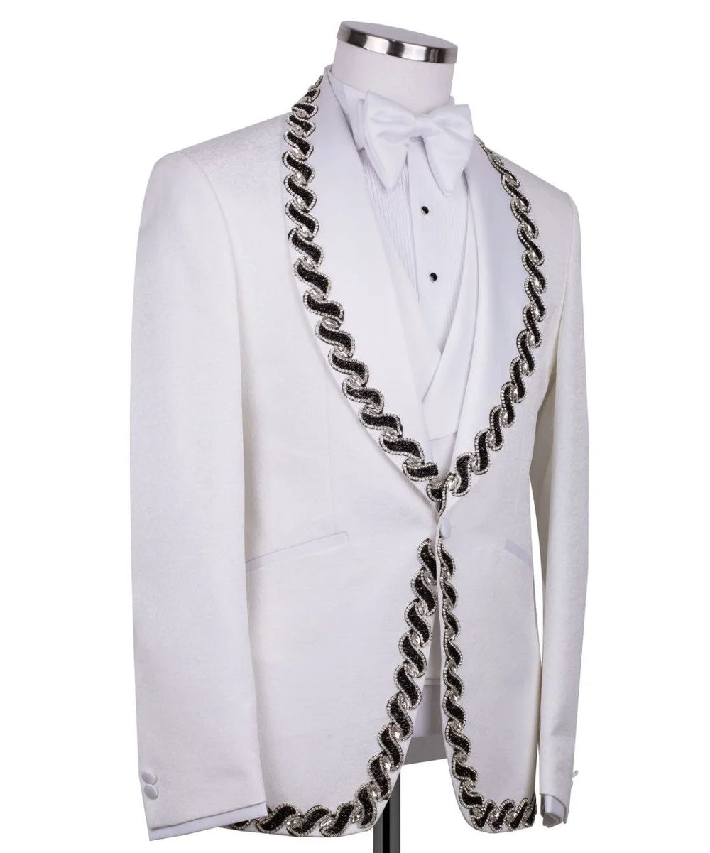 Fancy White Jacquard Appliques Shawl Lapel 3 Pieces Wedding Suits