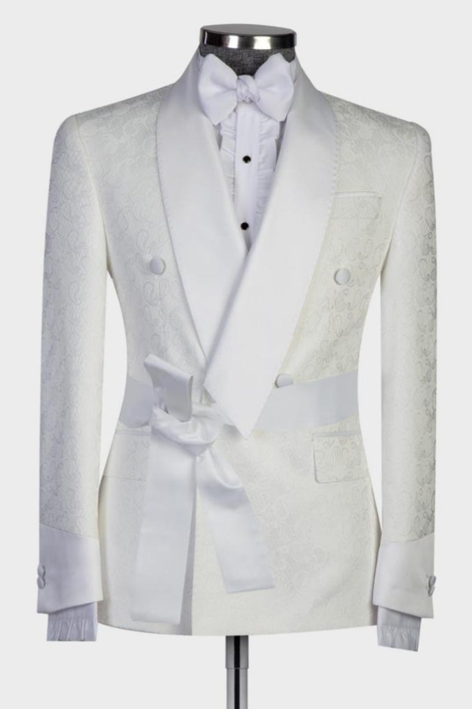 Classy White Jacquard Shawl Lapel Double Breasted Wedding Suits With Belt