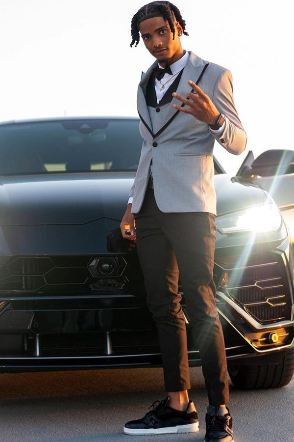 Classy Gray 3 Pieces Peaked Lapel Prom Men Suits With Black Pants
