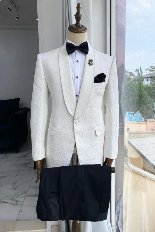 Chic White Jacquard 3 Pieces Close Fitting Wedding Suits