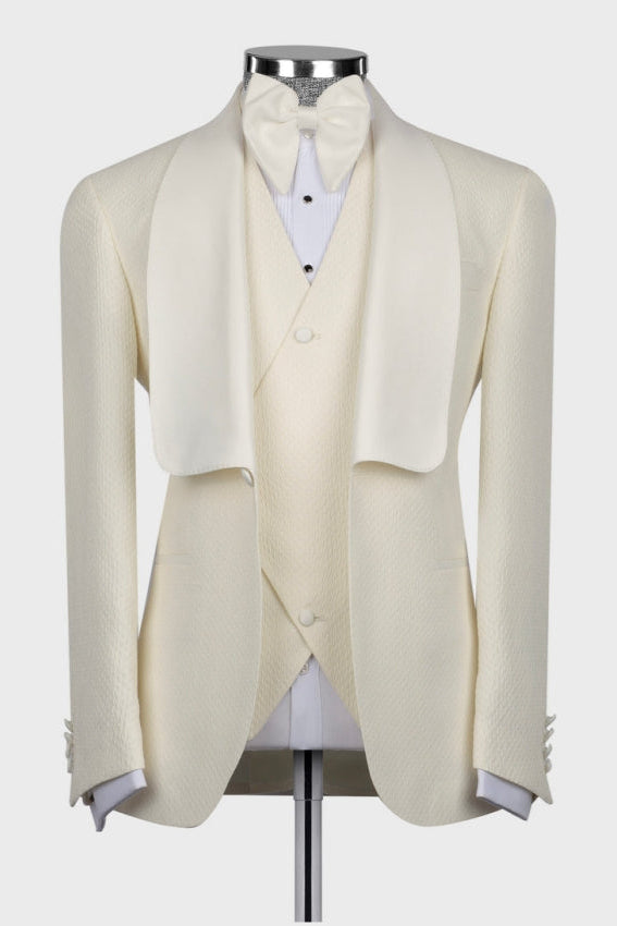 Charming Ivory Jacquard Shawl Lapel Wedding Suits With Waistcoat