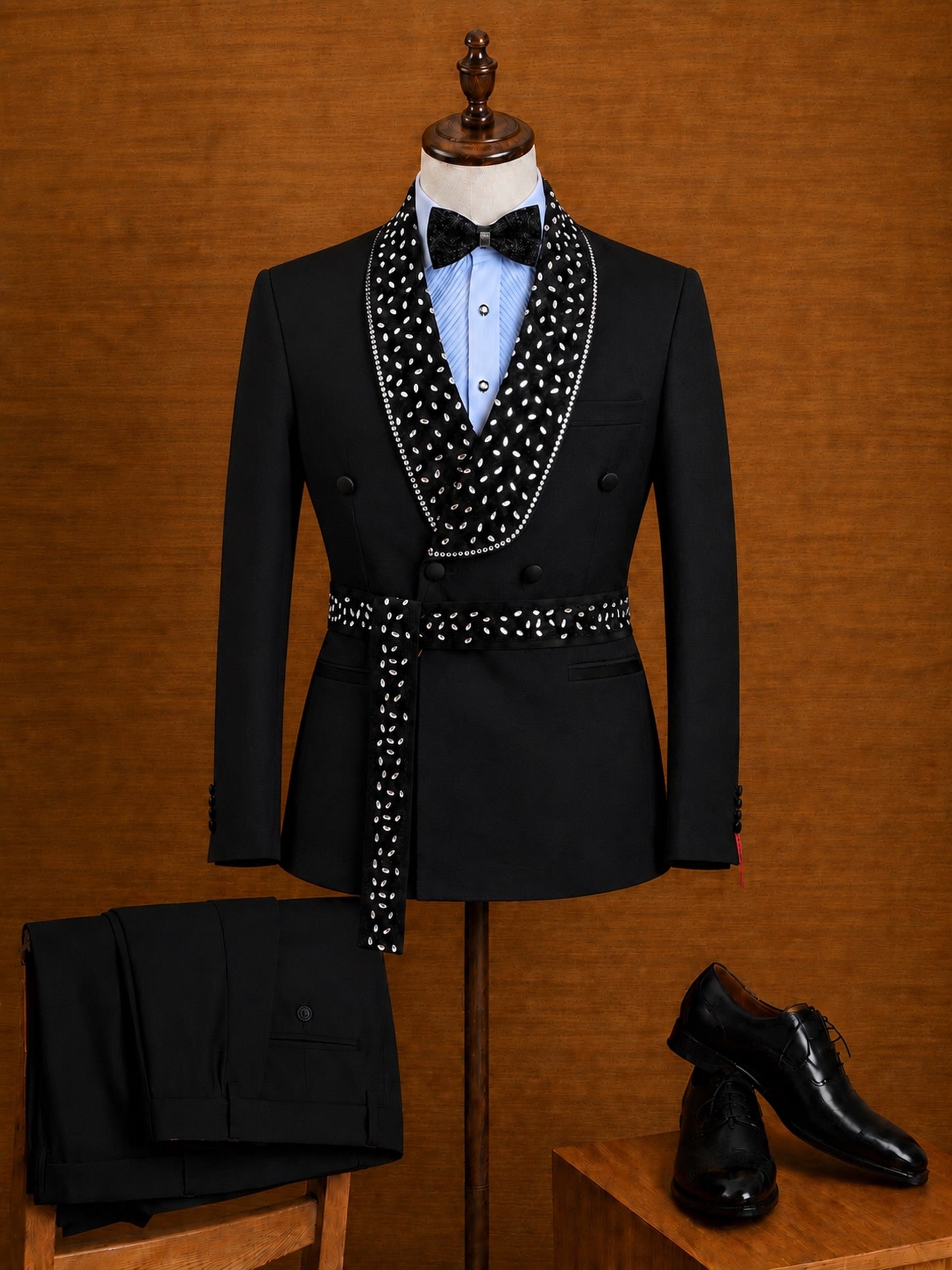 Gentle Black Beadings Shawl Lapel Double Breasted Wedding Men Suits