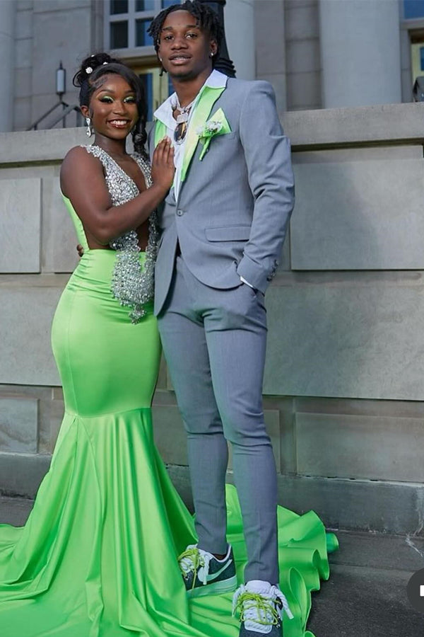 Bespoke Gray Peaked Lapel Chic Prom Men Suits