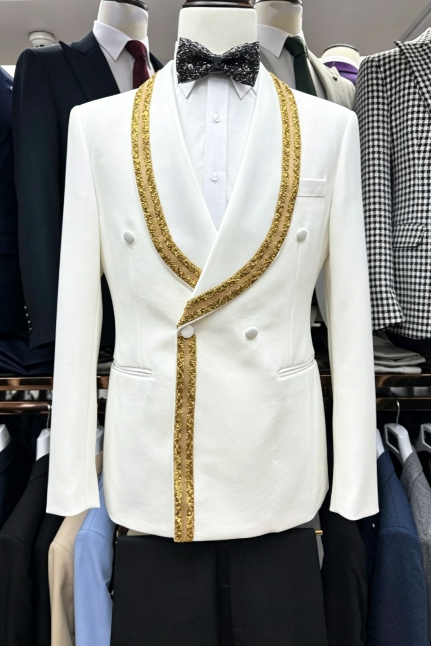 Latest White Webbing Shawl Lapel Double Breasted Wedding Suits